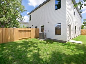 4117 Kewanee Street A/B, Houston TX 77051