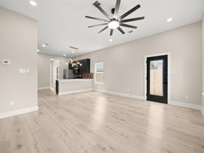 4117 Kewanee Street A/B, Houston TX 77051