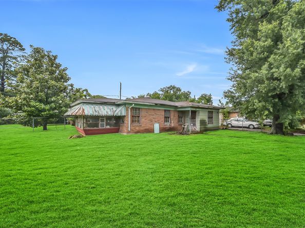 8101 Howard Drive, Houston TX 77017