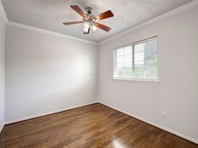 7827 Shady Villa Cove, Houston TX 77055