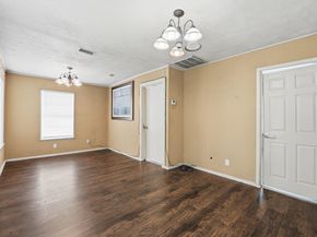 5717 Killough Street, Houston TX 77086