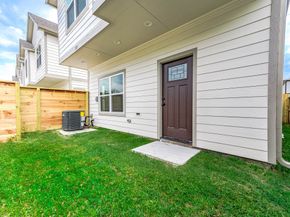 789 Fortune Street AB, Houston TX 77088