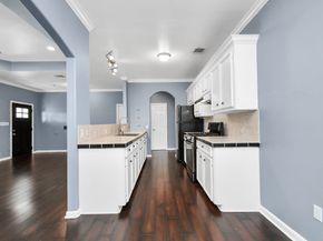 9006 Ledge Street, Houston TX 77075