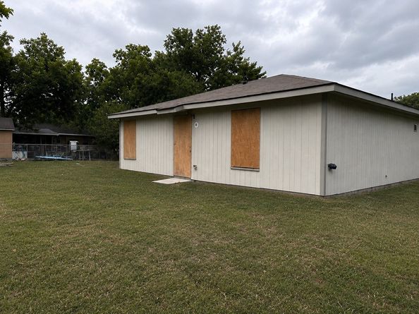 8020 Lavender Street, Houston TX 77016