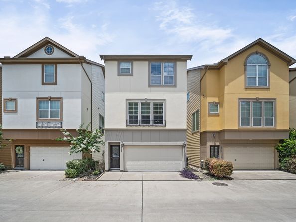 10722 Clearview Villa, Houston TX 77025