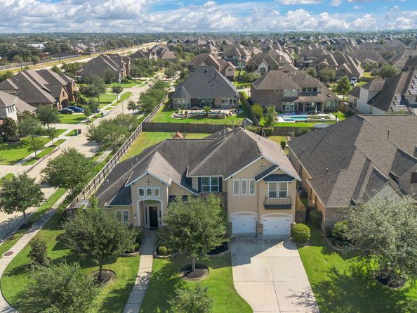 16916 W Caramel Apple Trail, Cypress TX 77433