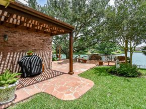 414 Nighthawk Court, Sugar Land TX 77478