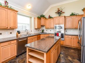 414 Nighthawk Court, Sugar Land TX 77478