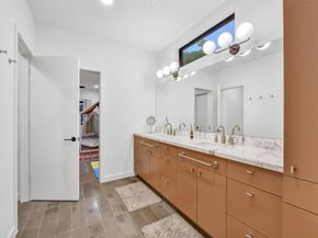 5015 S Braeswood Boulevard, Houston TX 77096