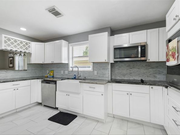 11714 Fallwood Drive, Houston TX 77065