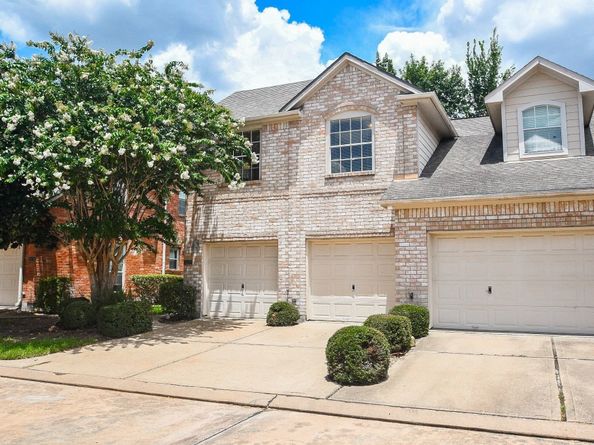 1123 Enclave Square E, Houston TX 77077