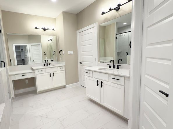 4309 B Dickson Street, Houston TX 77007