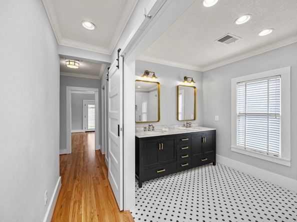 1131 Walling Street, Houston TX 77009