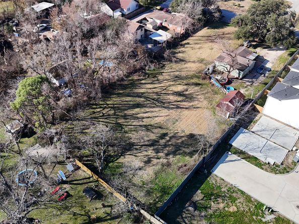 40 Dipping Lane, Houston TX 77076