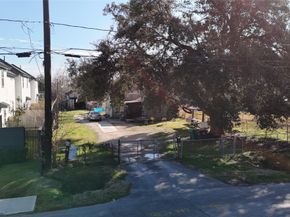 40 Dipping Lane, Houston TX 77076