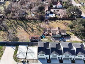 40 Dipping Lane, Houston TX 77076