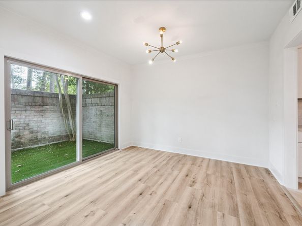 201 Vanderpool Lane 3, Houston TX 77024