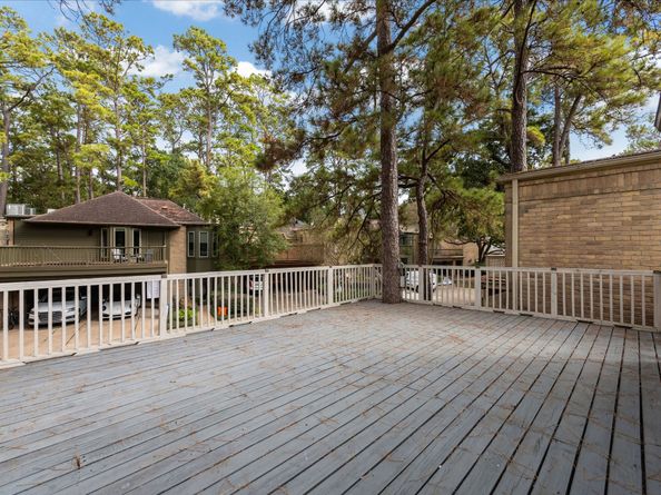 201 Vanderpool Lane 3, Houston TX 77024