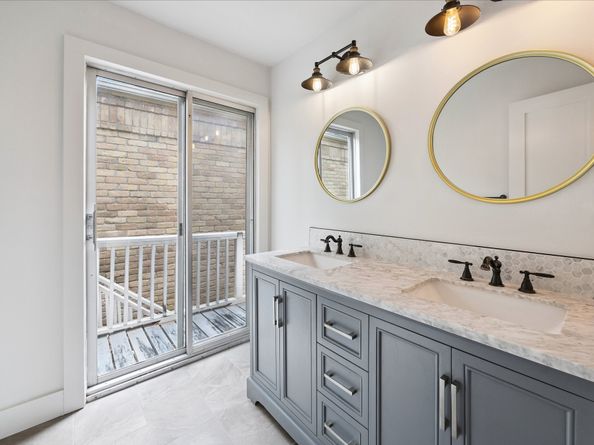 201 Vanderpool Lane 3, Houston TX 77024