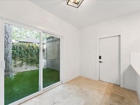 201 Vanderpool Lane 3, Houston TX 77024