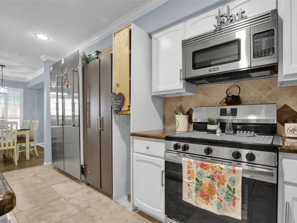 351 N Post Oak Lane 610, Houston TX 77024