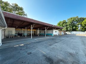 6122 Jessamine Street, Houston TX 77081