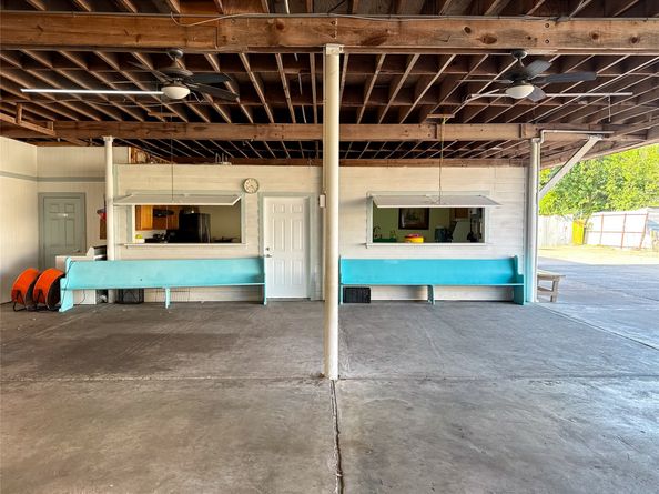 6122 Jessamine Street, Houston TX 77081