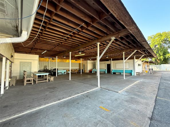 6122 Jessamine Street, Houston TX 77081