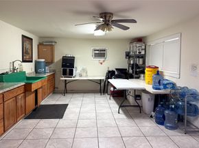 6122 Jessamine Street, Houston TX 77081