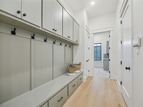 431 W 30th Street, Houston TX 77018