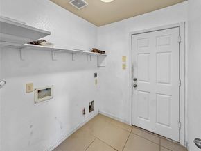 6614 Pine Tree Springs, Houston TX 77049