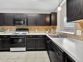 10403 Marble Crest Dr Divide, Houston TX 77095