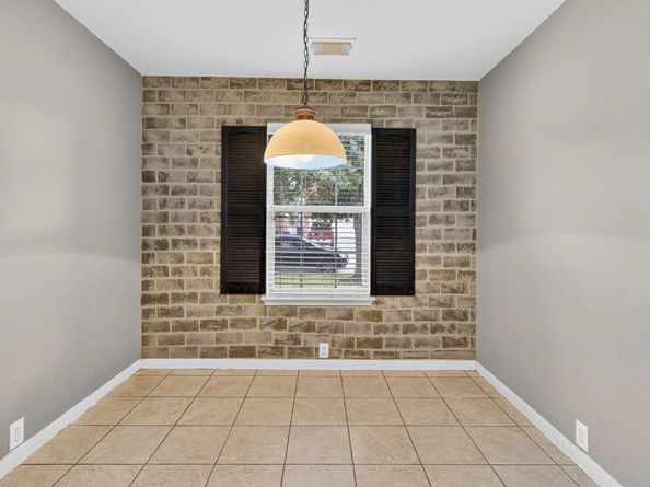 10403 Marble Crest Dr Divide, Houston TX 77095