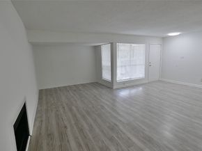 781 Country Place Drive 1061, Houston TX 77079