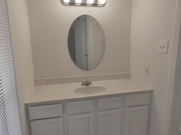 781 Country Place Drive 1061, Houston TX 77079