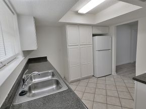 781 Country Place Drive 1061, Houston TX 77079