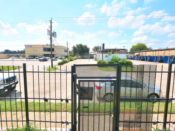 781 Country Place Drive 1061, Houston TX 77079