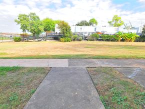 781 Country Place Drive 1061, Houston TX 77079