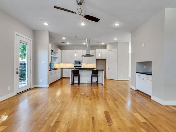 7408 Shadyvilla Lane A, Houston TX 77055