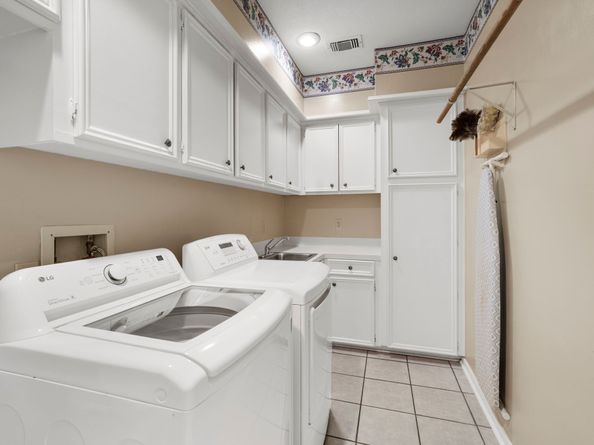 1214 Creekford Circle, Sugar Land TX 77478