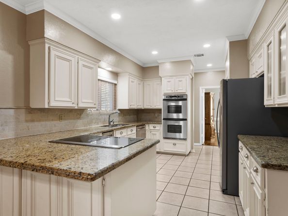 1214 Creekford Circle, Sugar Land TX 77478