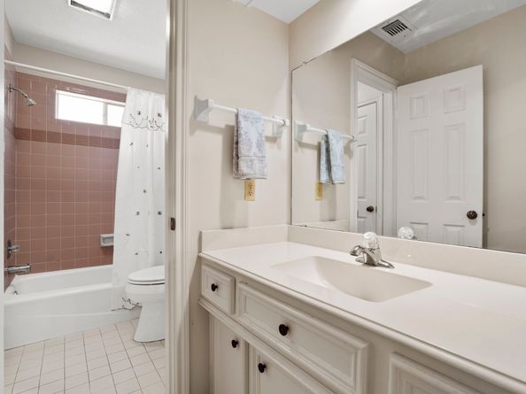 1214 Creekford Circle, Sugar Land TX 77478