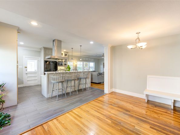 1550 Sue Barnett Drive, Houston TX 77018