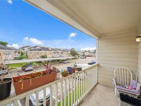 2750 Holly Hall Street 1920, Houston TX 77054