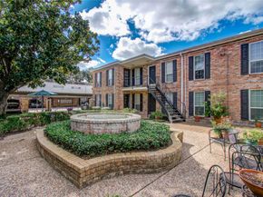 6410 Del Monte Drive 118, Houston TX 77057