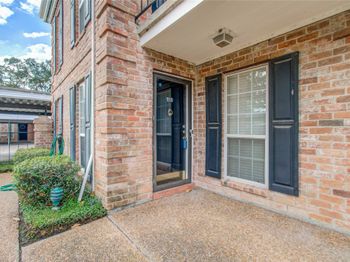 6410 Del Monte Drive