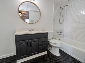 6410 Del Monte Drive 118, Houston TX 77057