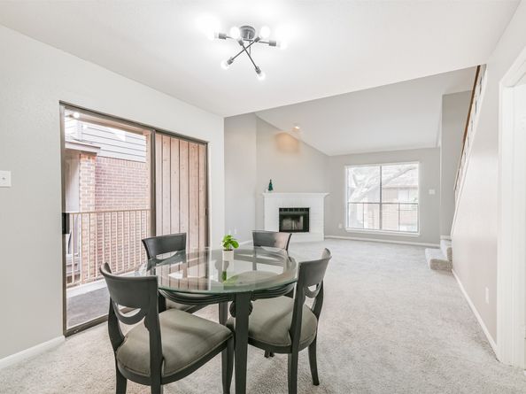 3130 Walnut Bend Lane 406, Houston TX 77042