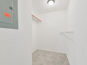 3130 Walnut Bend Lane 406, Houston TX 77042