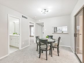 3130 Walnut Bend Lane 406, Houston TX 77042